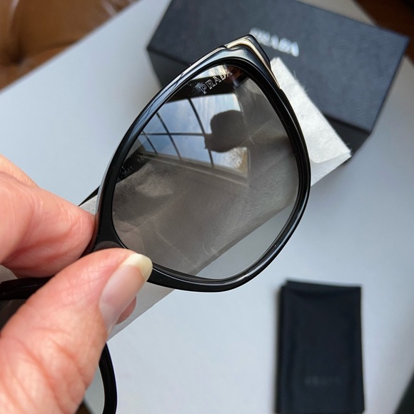 NEW Prada Sunglasses - Picture 6 of 14